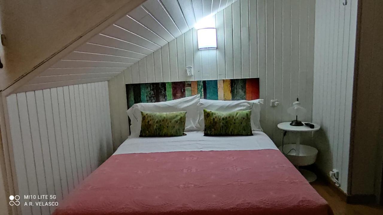 Hostal Martin - Sanabria Ribadelago Exterior photo