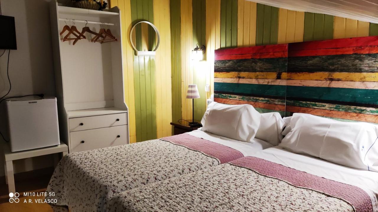 Hostal Martin - Sanabria Ribadelago Exterior photo