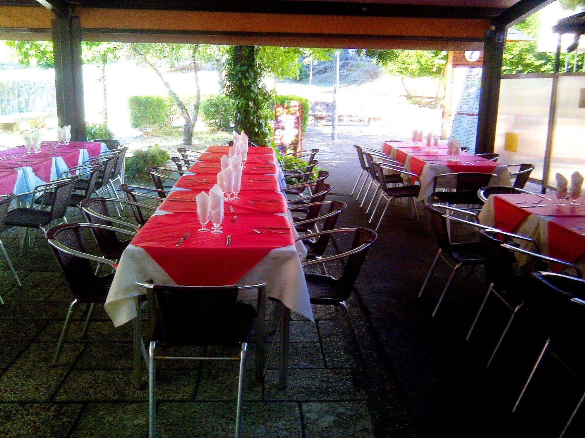Hostal Martin - Sanabria Ribadelago Exterior photo